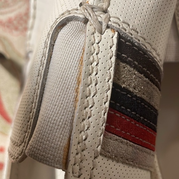 Tod\'s Gommini White Slip-On Driving Loafers Side Suede Stripes Moccasin Unisex main image 4